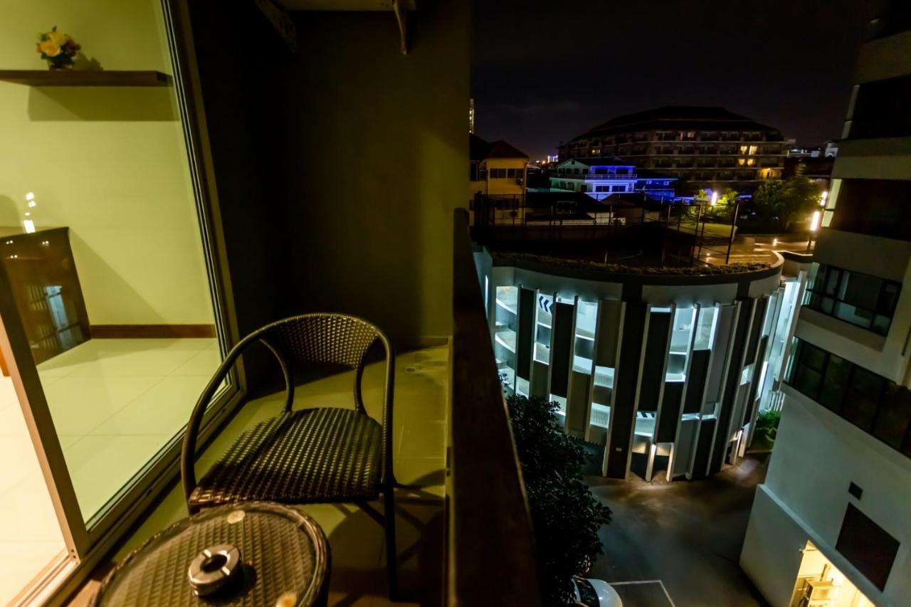Honey Boutique Hotel Pattaya Exterior foto